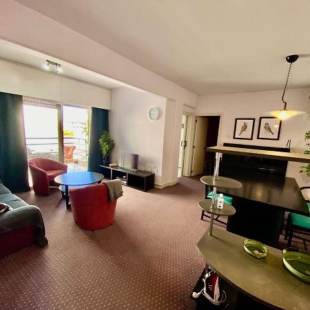 Private Room In A Shared Flat At Best Location Limassol Bagian luar foto